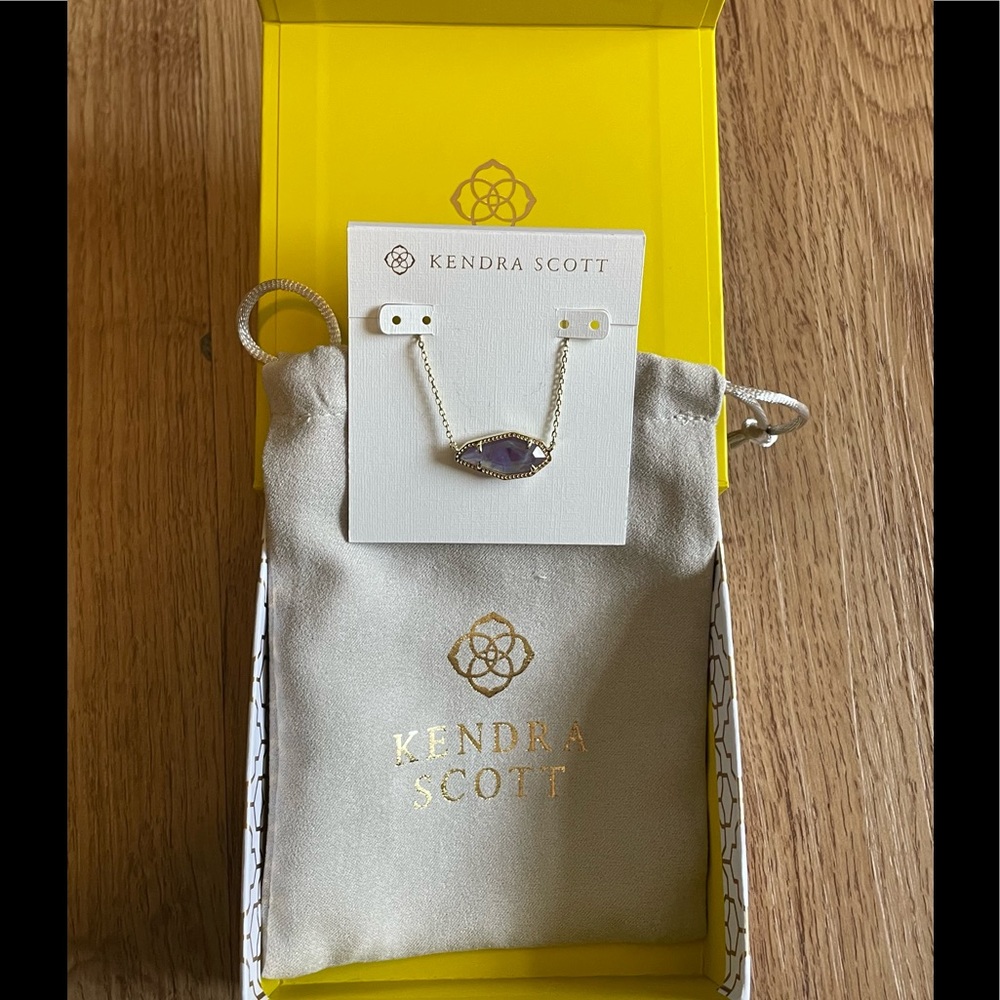 NWT Kendra Scott Muriel pendant necklace